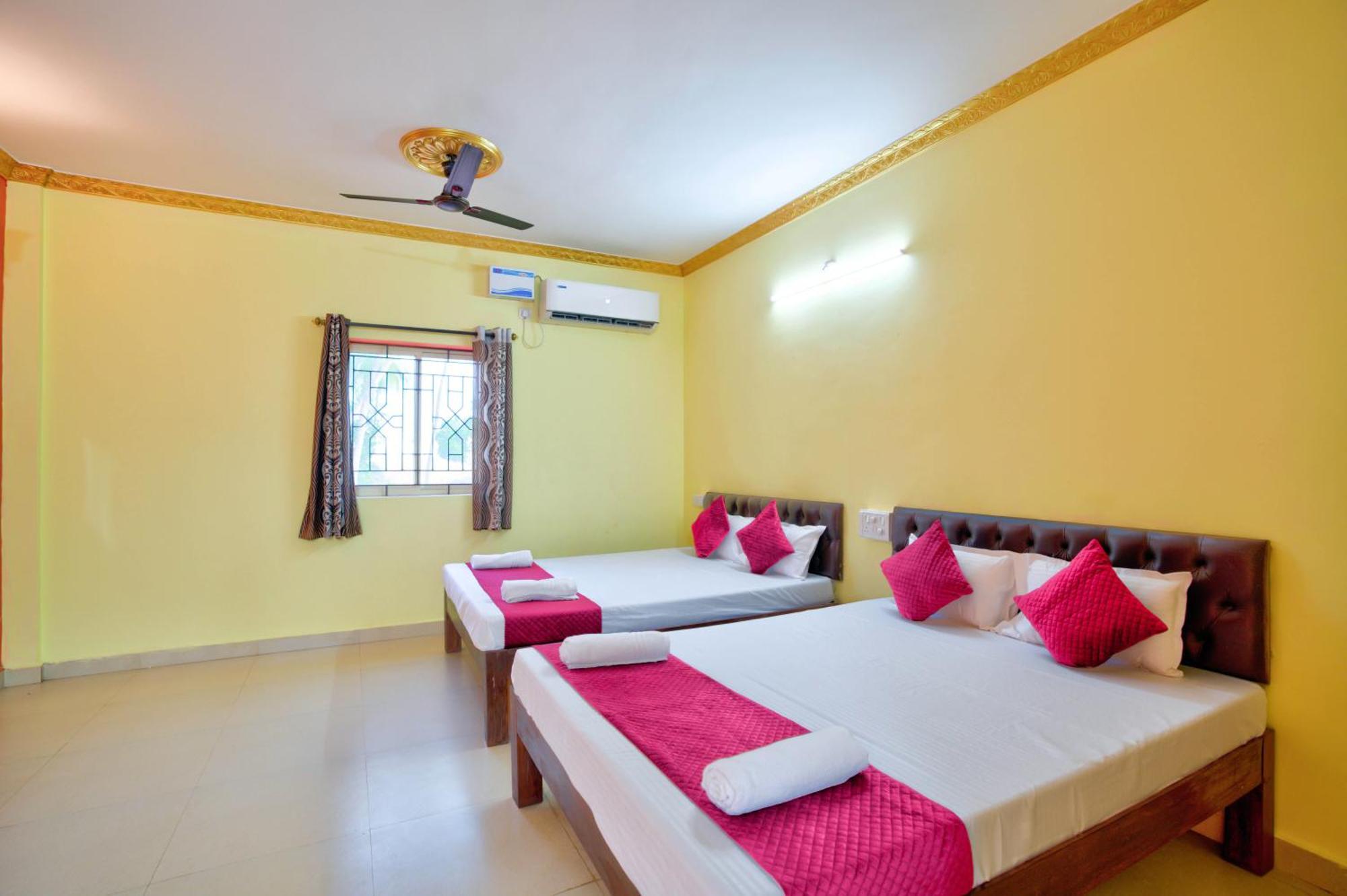 Hotel Savita Calangute Exterior foto